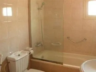 جدة La Fontaine Quraish Suites 3*,