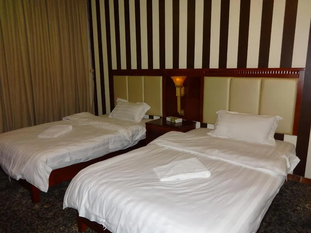 شقة فندقية جدة La Fontaine Quraish Suites