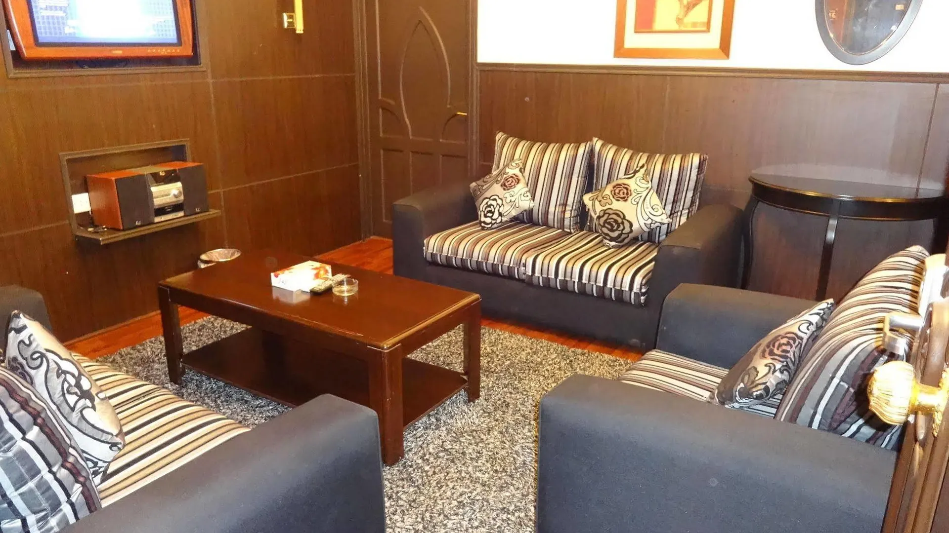 جدة La Fontaine Quraish Suites 3*,  المملكة العربية السعودية