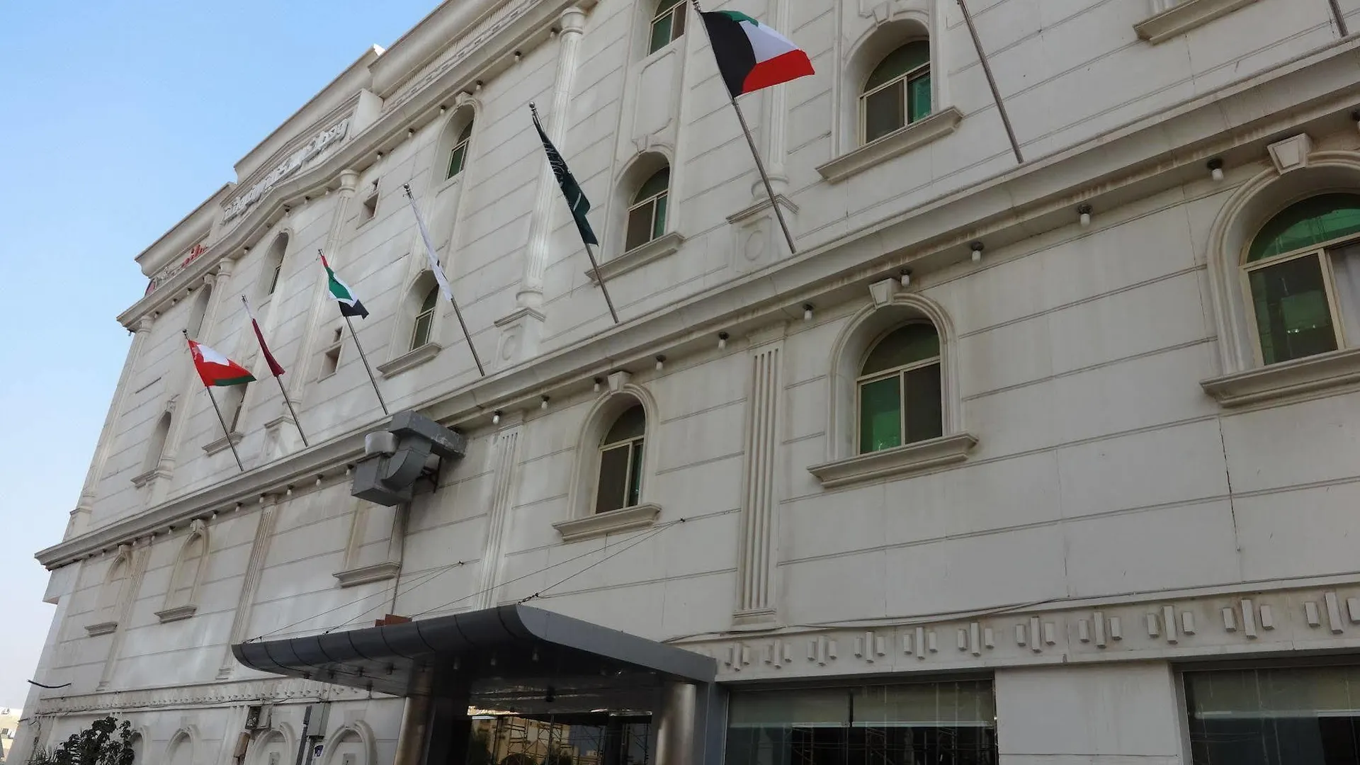 جدة La Fontaine Quraish Suites