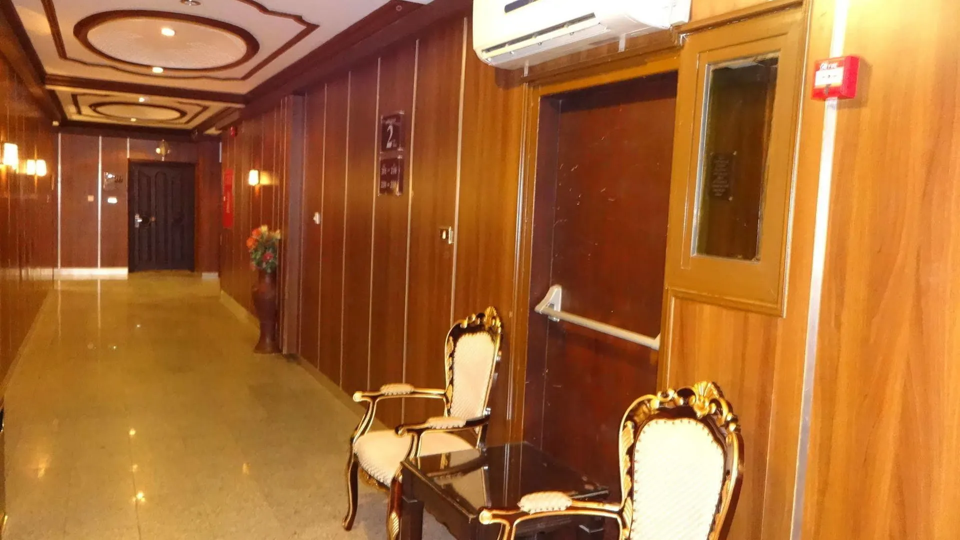 جدة La Fontaine Quraish Suites